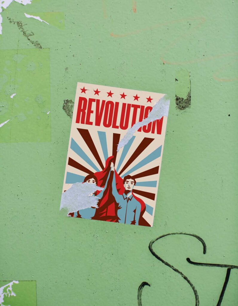 Cartel-rasgado-en-la-calle